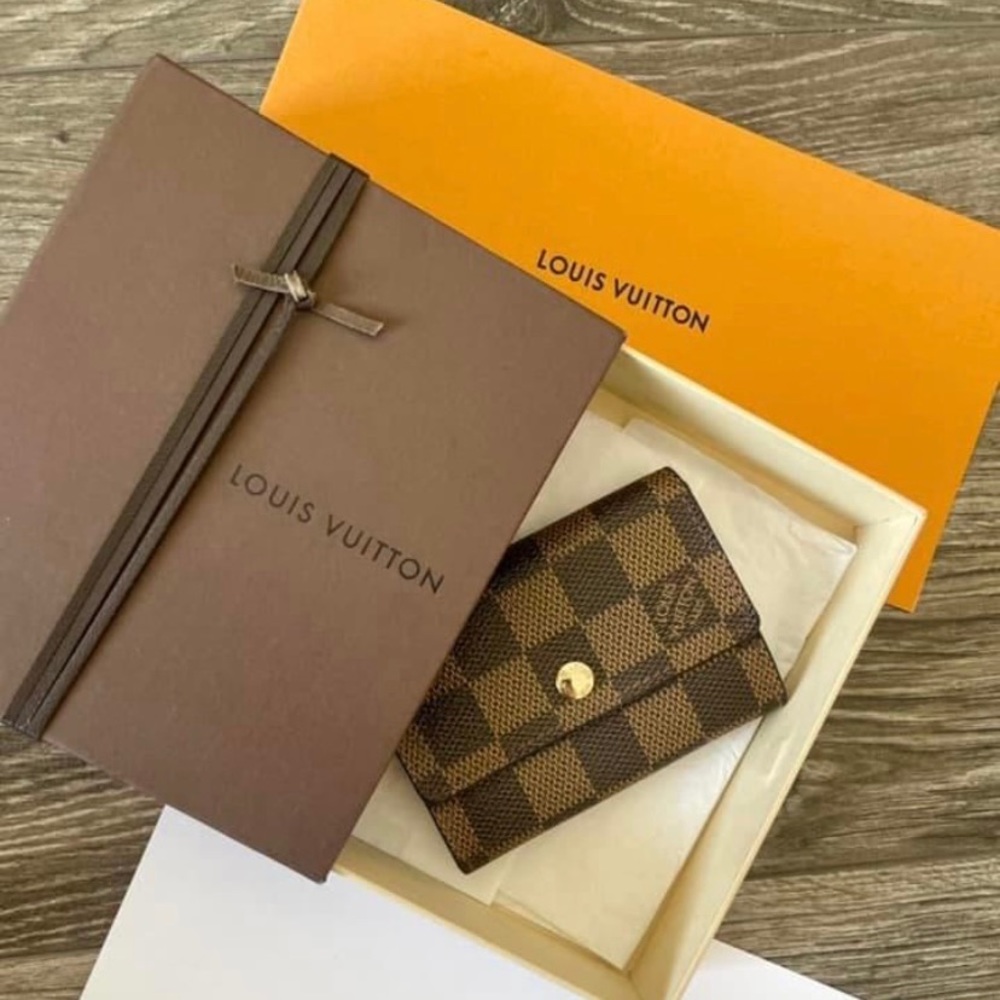 Louis Vuitton Damier ebene porte-monnaie plat wallet very used condition